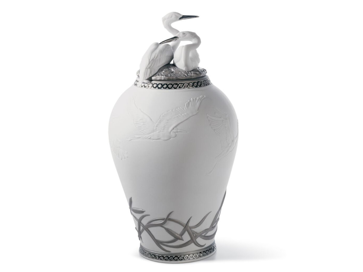 Herons Realm Covered Vase Figurine. Silver Lustre, Lladró