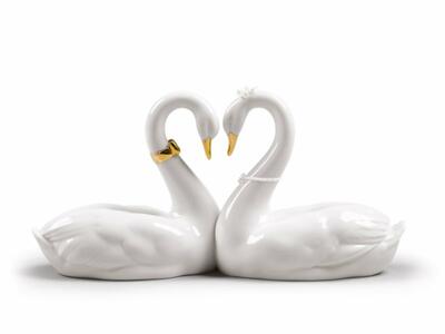 Figurka Endless Love Swans Golden Lustre, Lladró